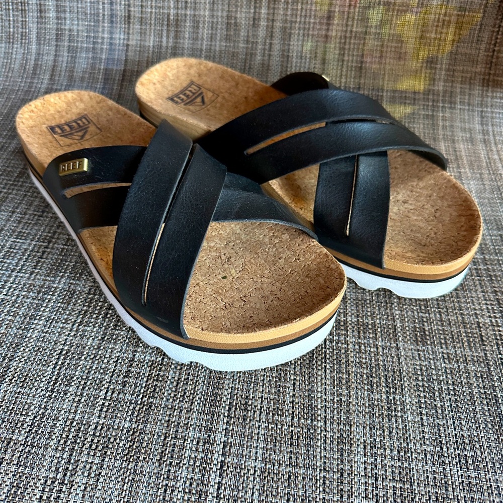 Reef Cushion Bloom High Wedge Sandal